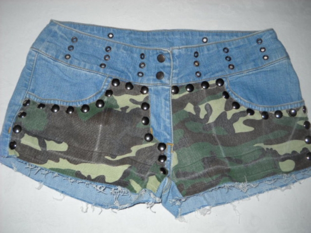 Nieten Camouflage Jeans Shorts Hot Pants kurze Hose blau Tarnfarben Armee Army braun grün 36 38 S M