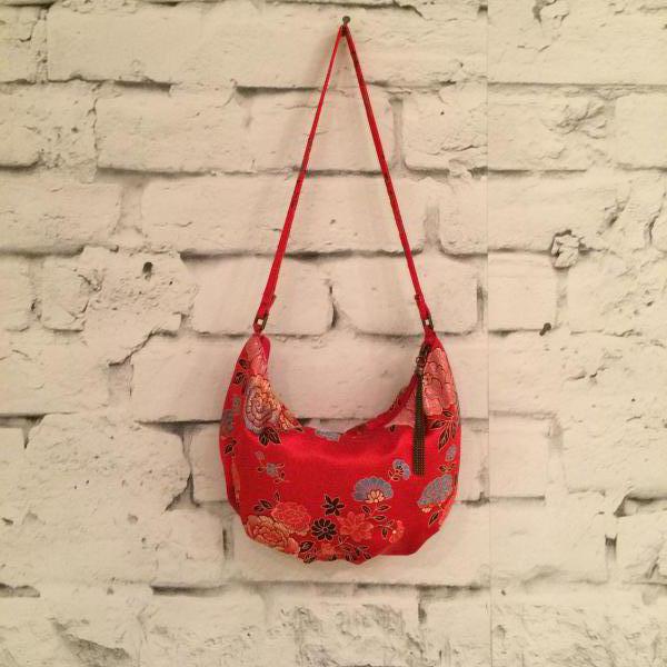 Täschen in Rot