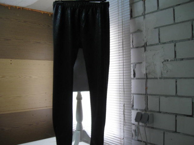 *** Leggings im Schlangenstyle ***