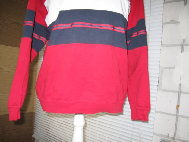 *** Tolles mehrfarbiges Sweatshirt ***
