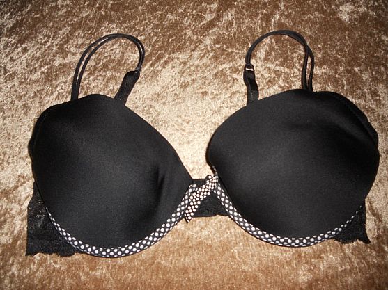 D3, Damen Push-Up BH Gr. 80C Schwarz-Weiß Punkte Schleife Neuwertig