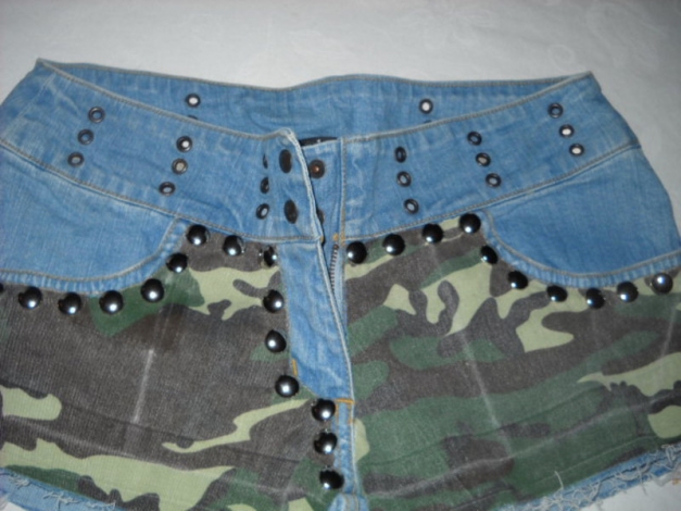 Nieten Camouflage Jeans Shorts Hot Pants kurze Hose blau Tarnfarben Armee Army braun grün 36 38 S M