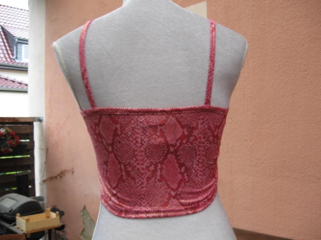 *** NEU ~ Top mit Gold ***