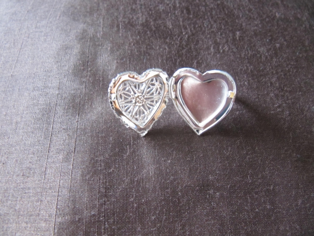 Ausgefallener Ring silber Modeschmuck Medaillion Herz uni versilbert verstellbar