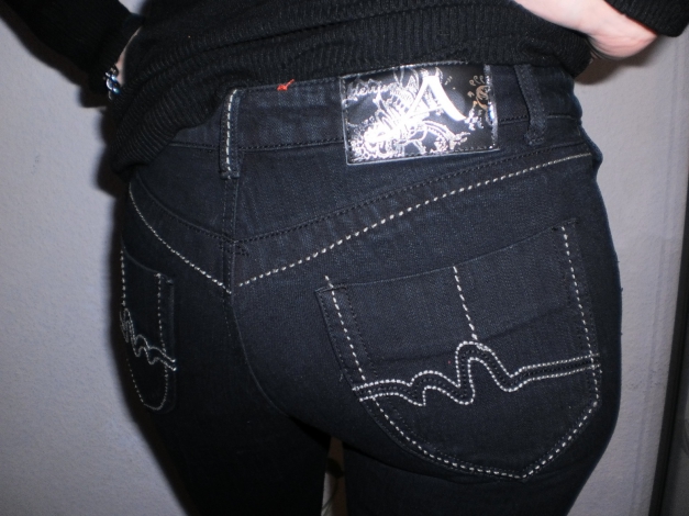 Schwarze Stretchröhre von Amisu ~ irre Ziernaht!