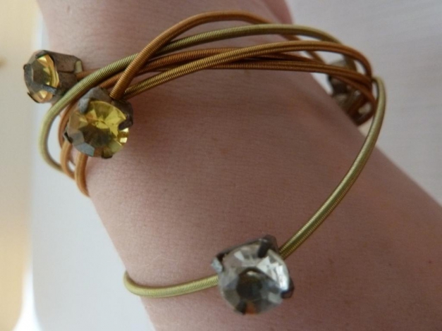 Armband stretch romantisch verspielt Glitzersteine - geschenkt