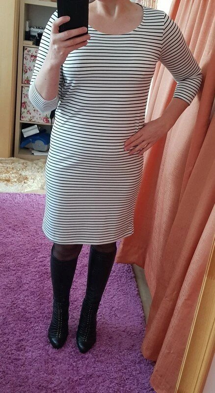 Kleid, Vero Moda Gr. M (38) locker geschnitten Streifen weiß / schwarz