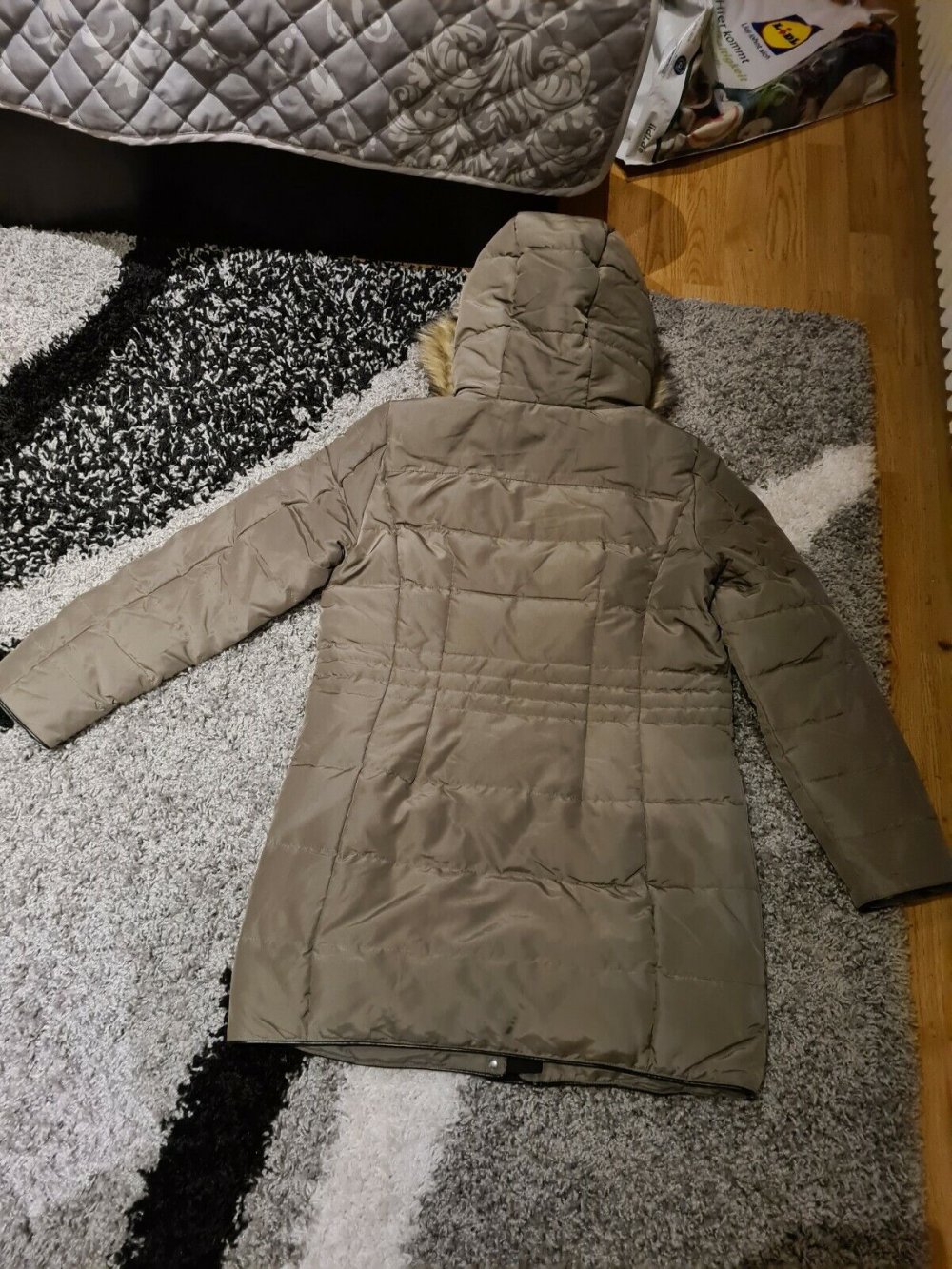 DaunenMantel DaunenJacke Vero Moda Gr. L Winter Jacke Khaki Daunen Mantel
