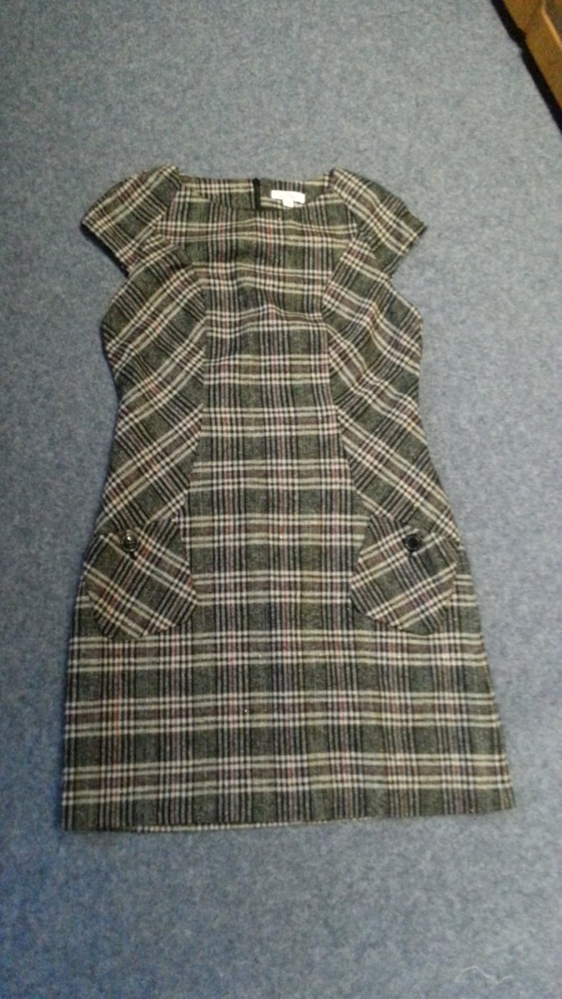 Kleid,Gr.40 (M/L) von s.Oliver Minikleid Bürokleid Neu Wolle Etuikleider winter