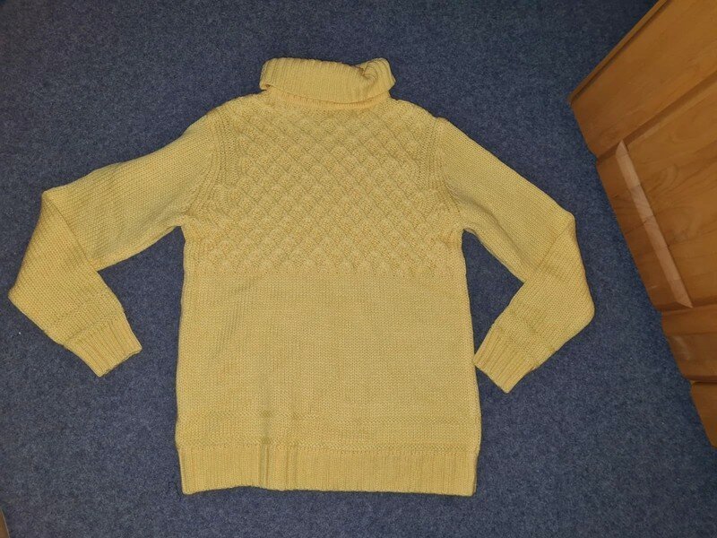 Rollkragenpullover Pullover Gr. L gelb NEU