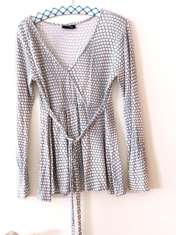 Shirt mit Punkten zum Binden 36 38 40