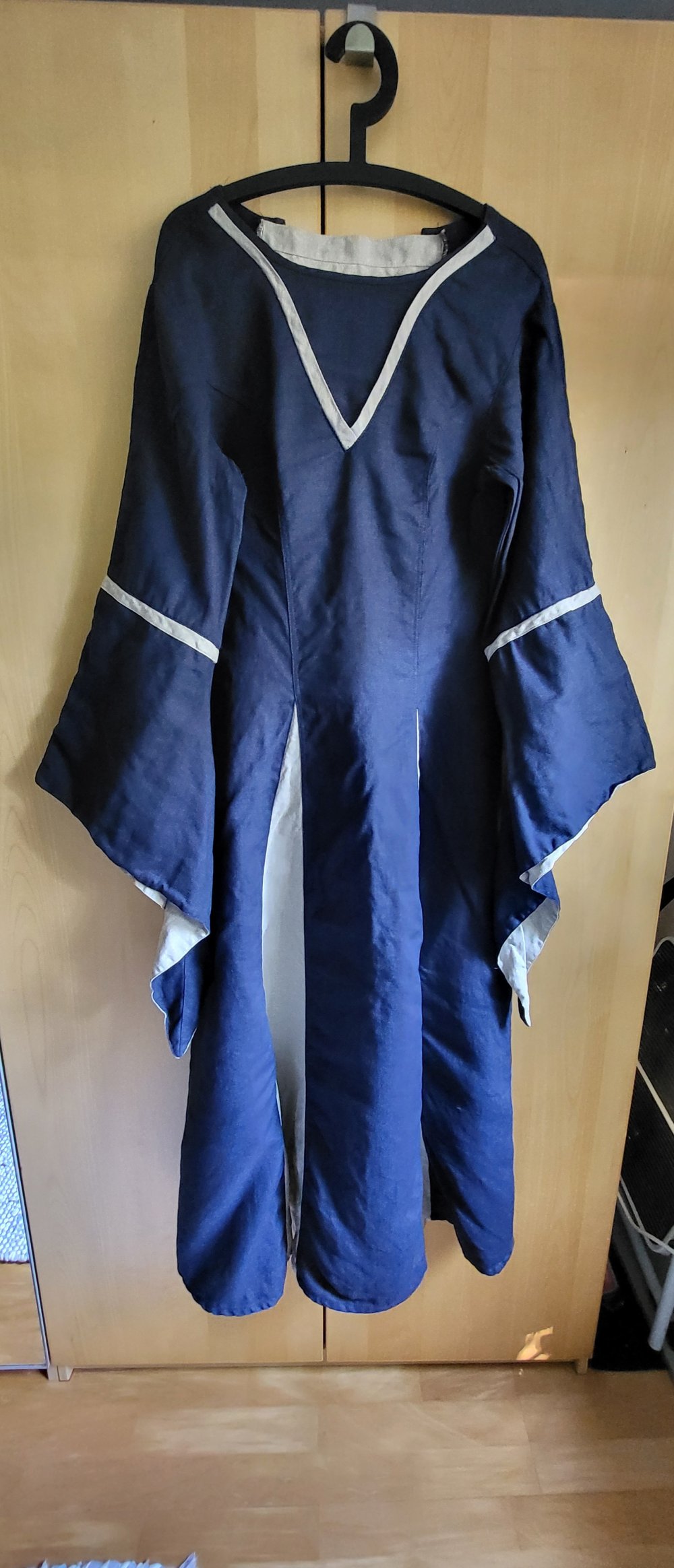 Langes Kleid für Mittelalterfeste LARP