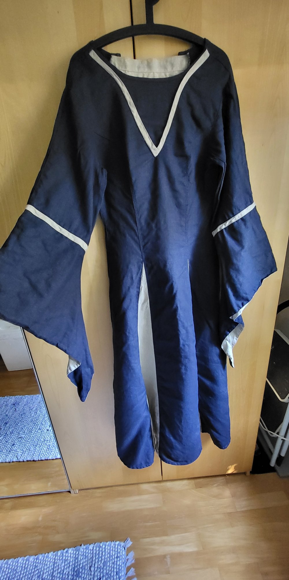 Langes Kleid für Mittelalterfeste LARP