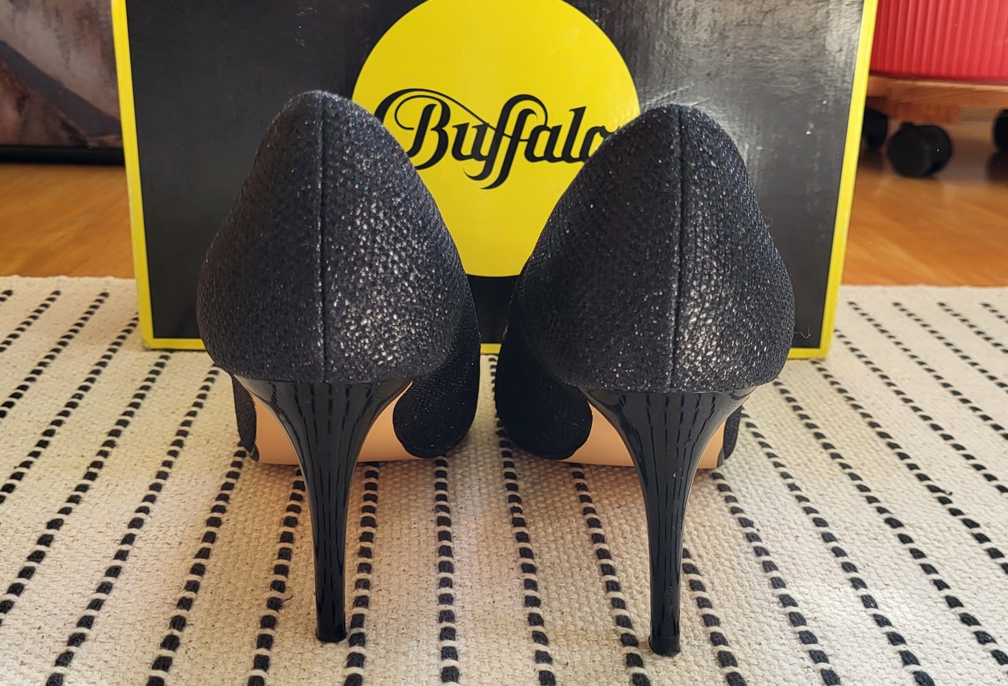 High Heels schwarz mit Glitter