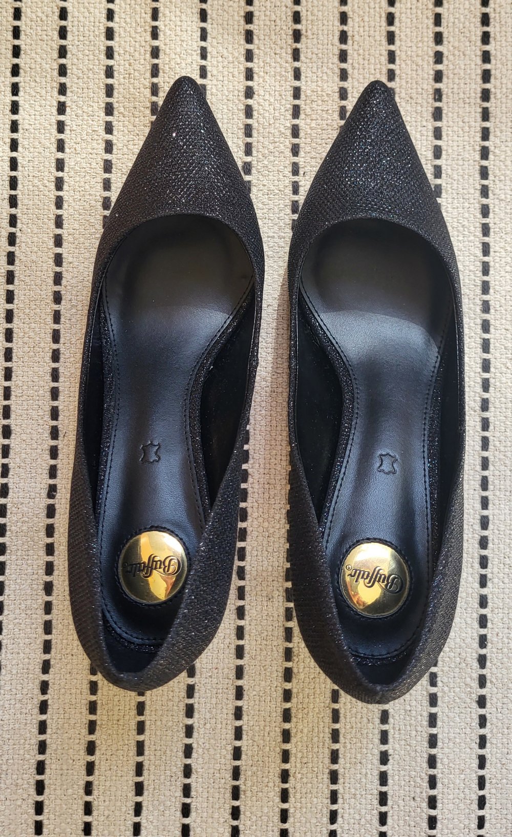 High Heels schwarz mit Glitter