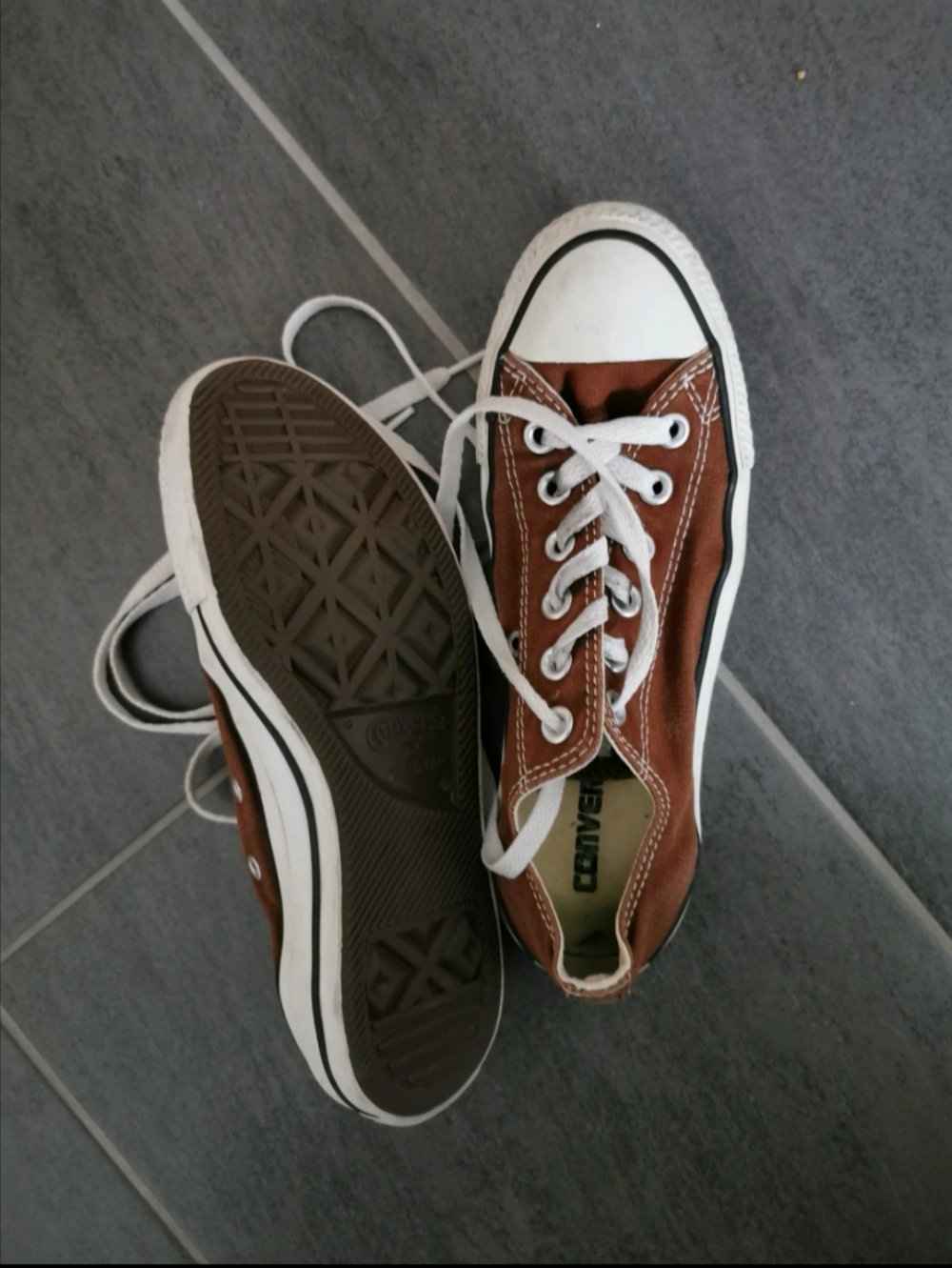 Converse low braun