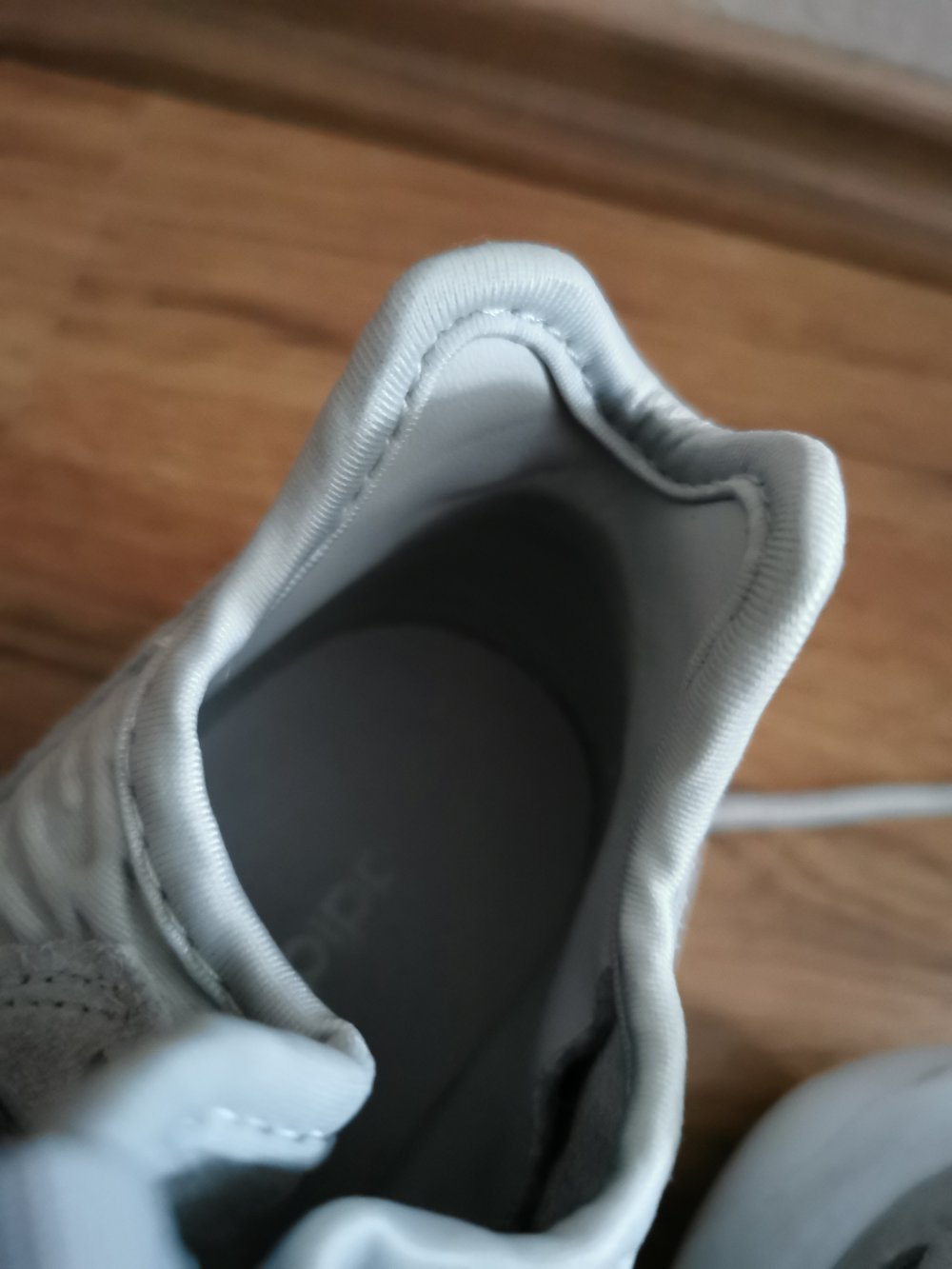 Adidas tubular 
