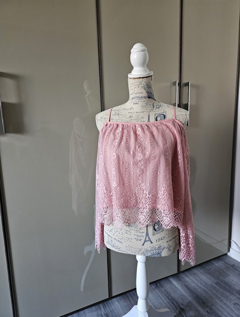 Cold Shoulder Bluse von H&M