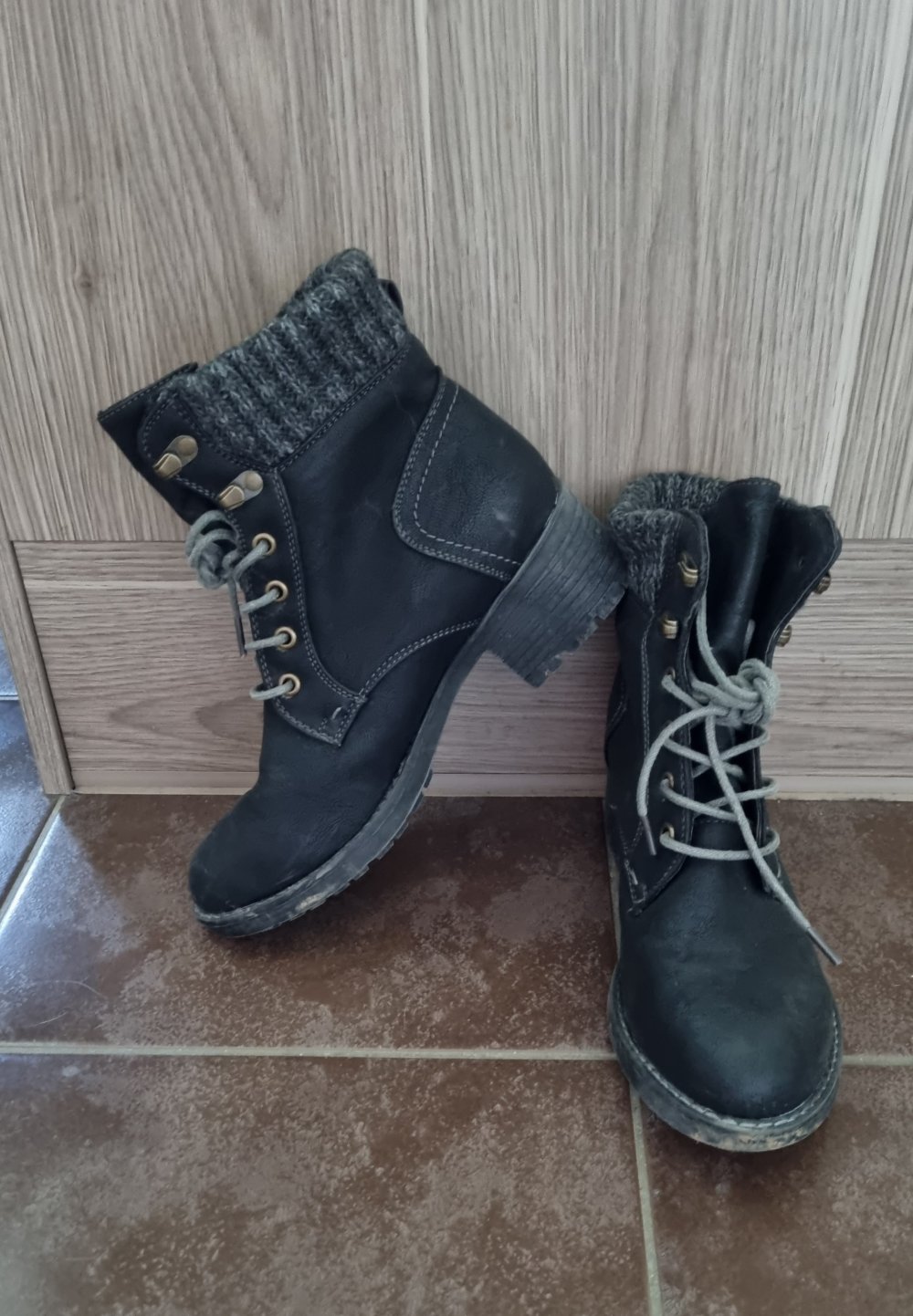 Schnürrstiefel 