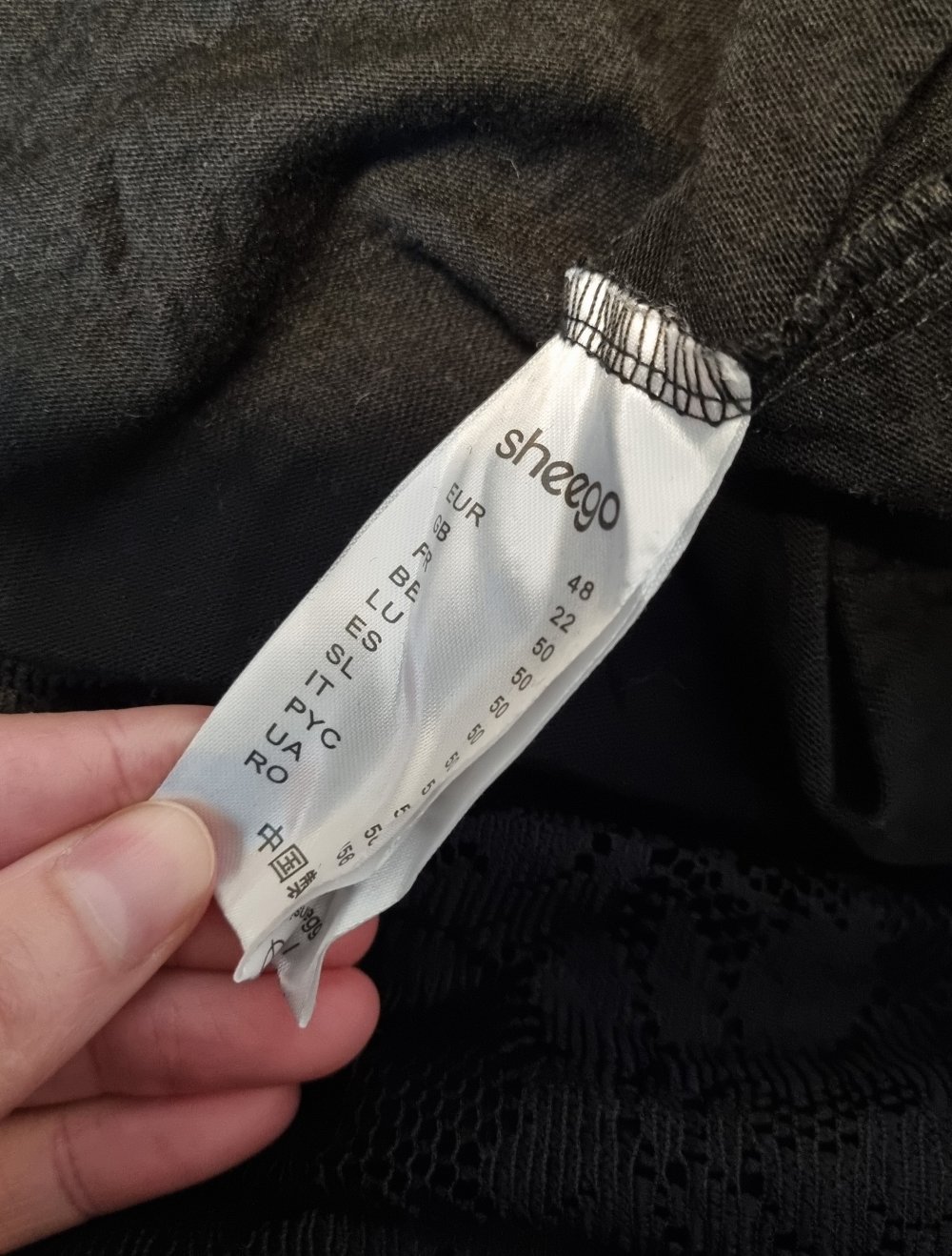 schwarzes Kleid von Sheego