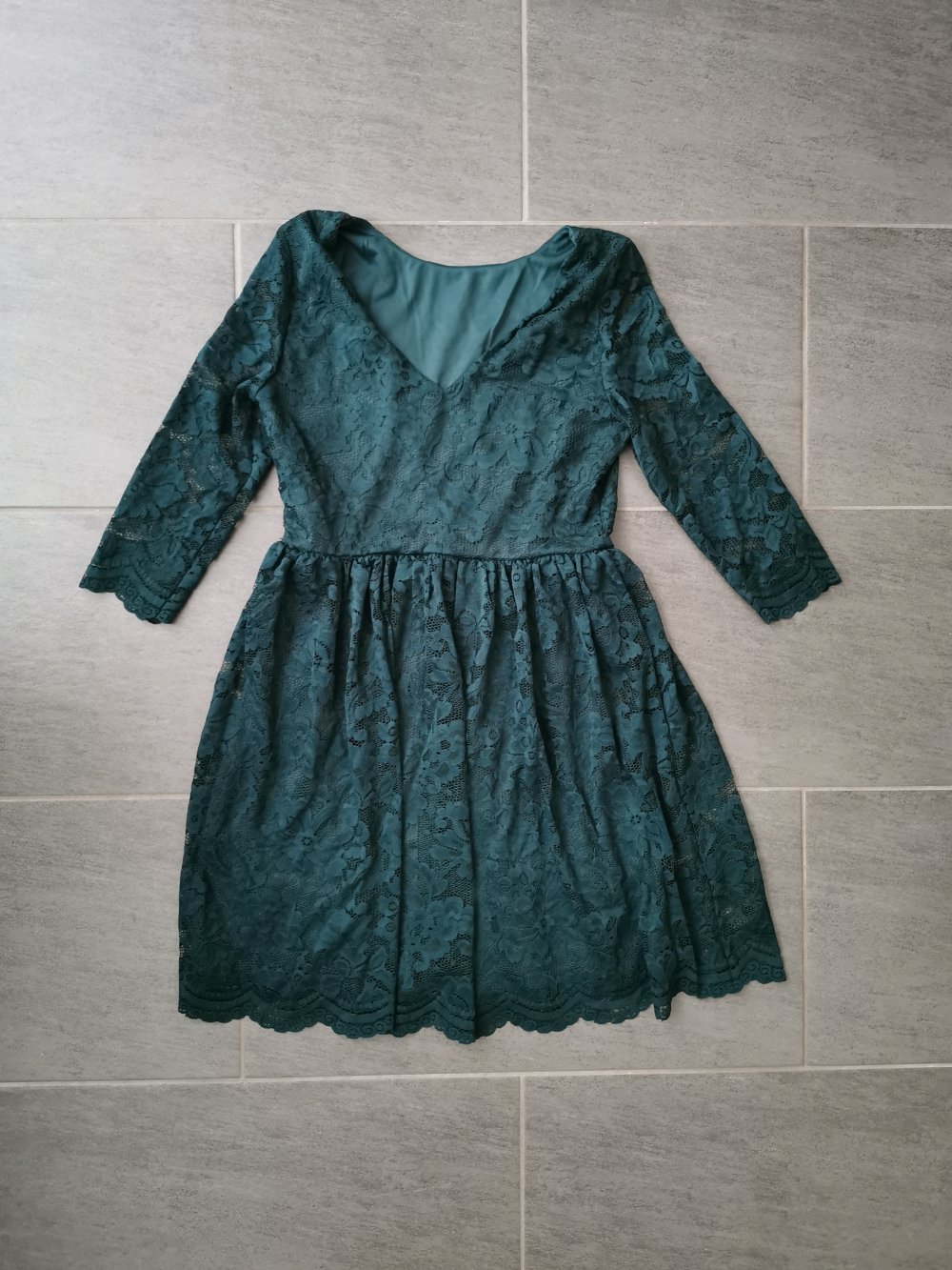 Spitzenkleid von Vero moda neu mit Ettikett 
