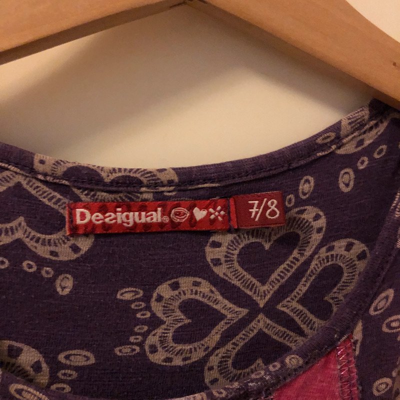 Leichtes Kleidchen desigual 7/8 Jahre