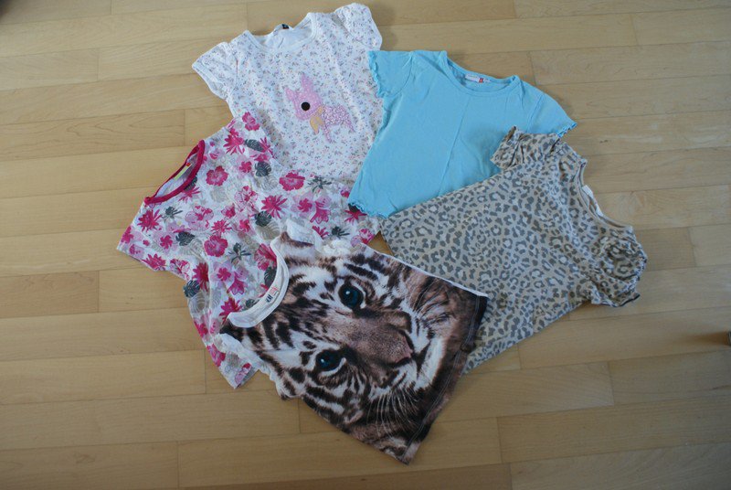 T-Shirt Paket Gr.98 oder 98/104 5 Stück