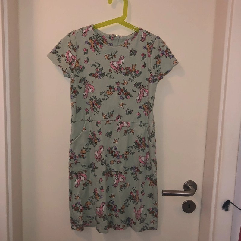 Süßes Sweatkleid Einhörner Gr. 134/140