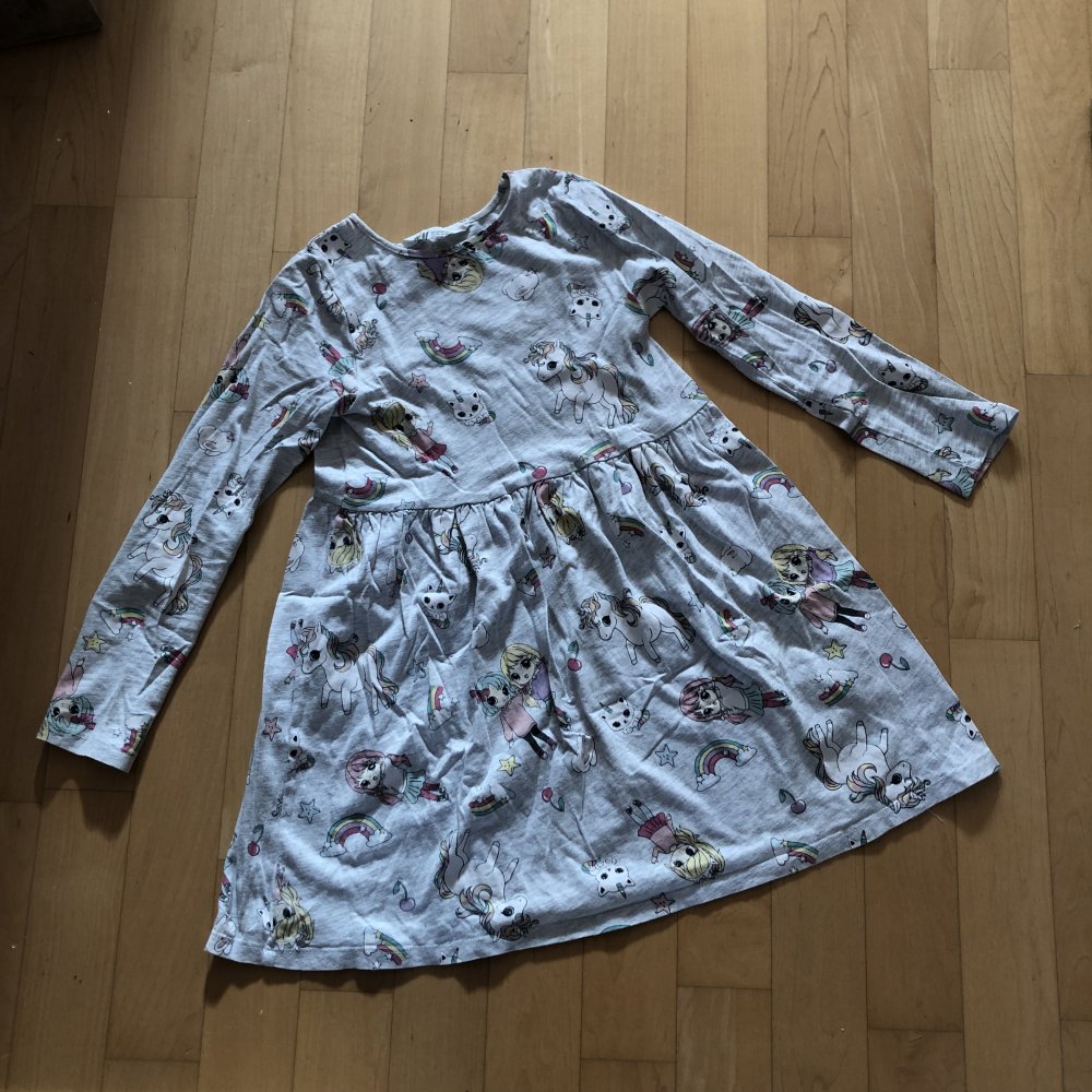 Süßes langarm Kleid Gr. 122/128 Einhorn Regenbogen H&M