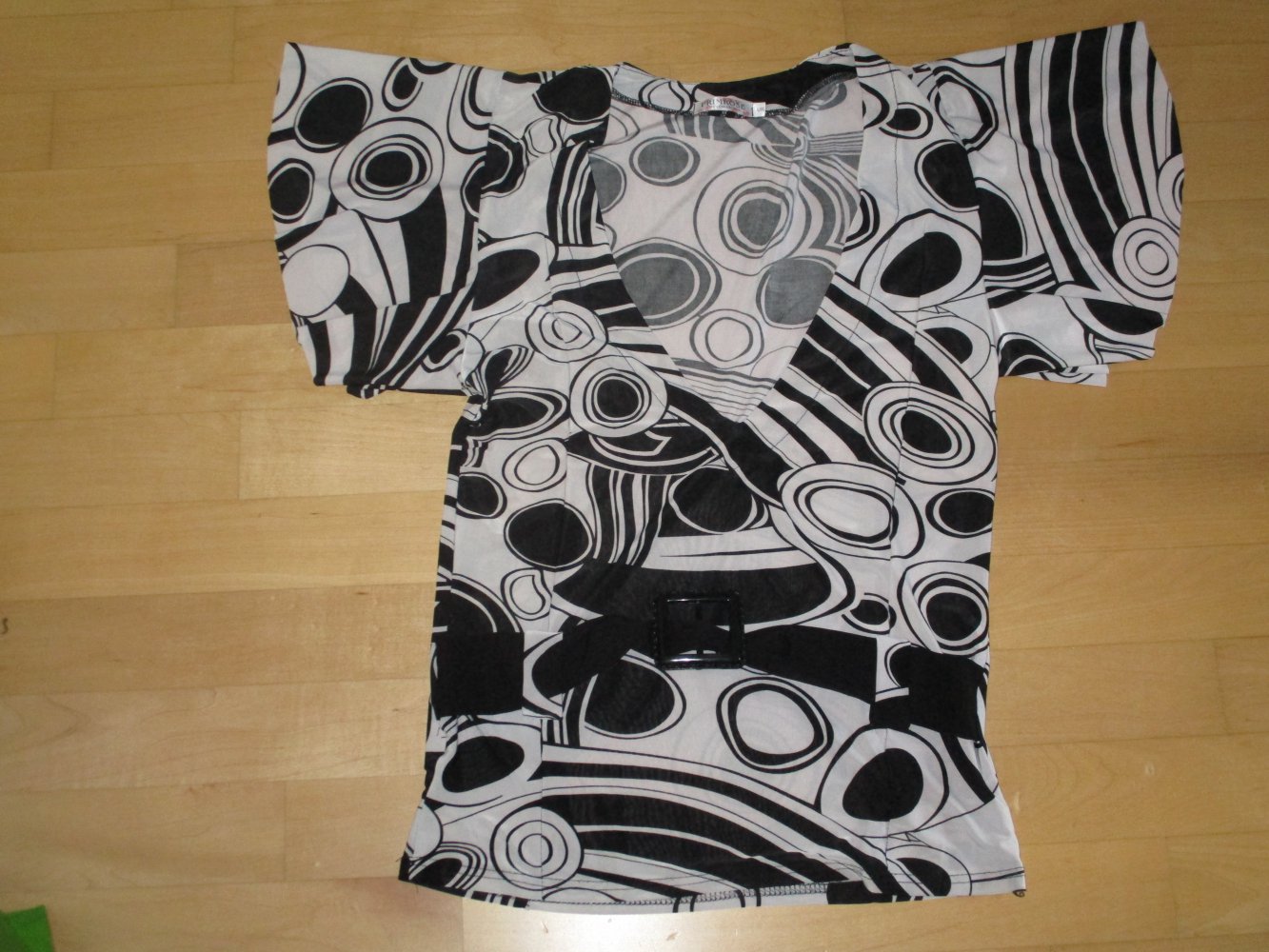 Tolles Shirt schwarz weiß Gr.L/XL