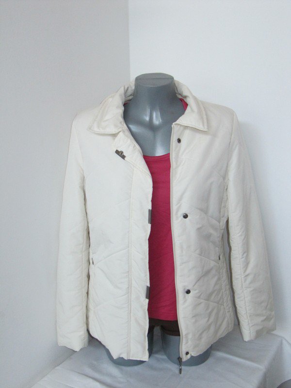 Tolle creme farbene Steppjacke Gr.38