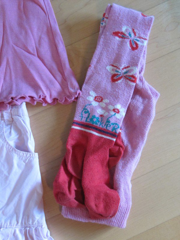 Süßes Set für Mädchen mit gratis Strumpfhose