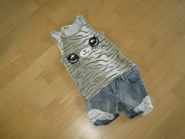 Sehr süßes Set Jeans Shorts Spitze Top Tiger