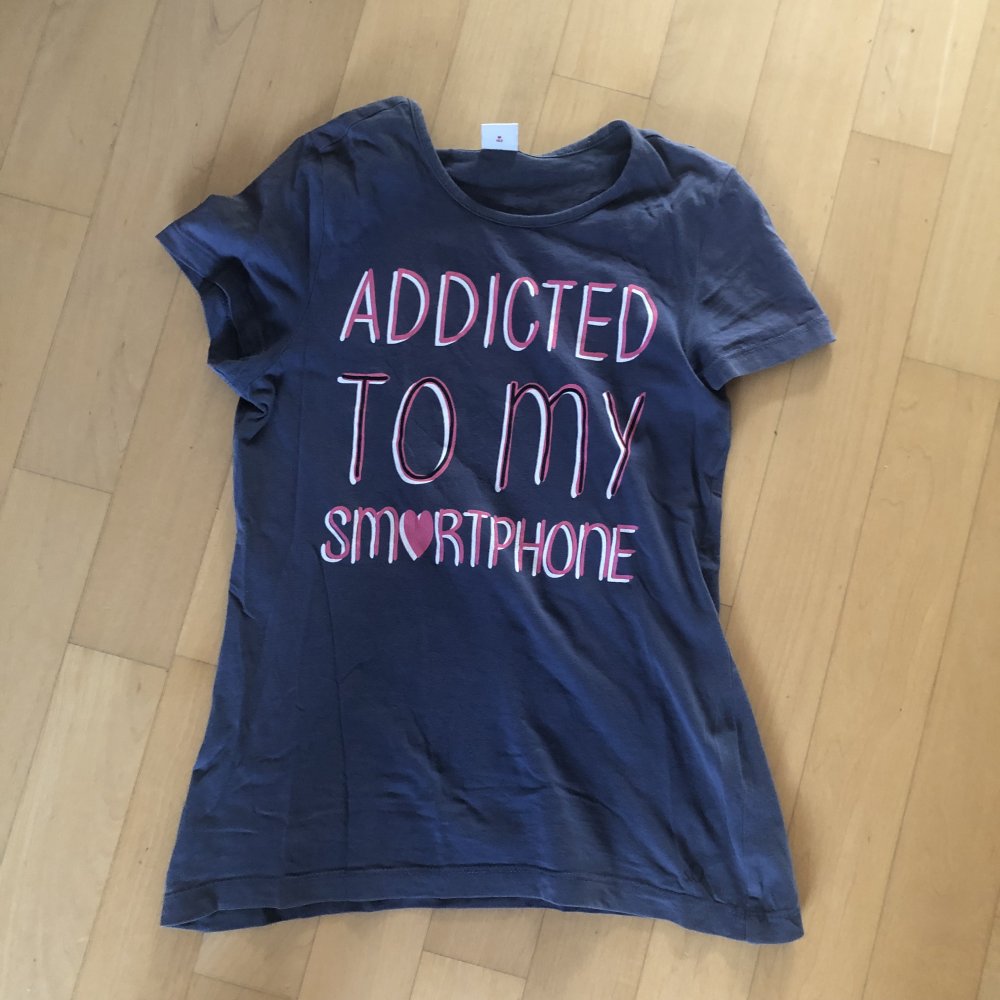 Sprüche T-Shirt Addicted to my smartphone 