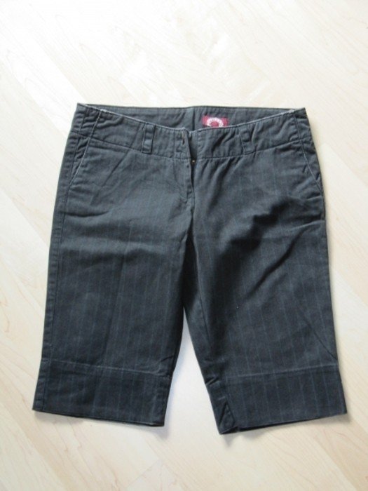 Bermuda Shorts sublevel used look Streifen 3/4 Shorts Gr. S Stiefelhose