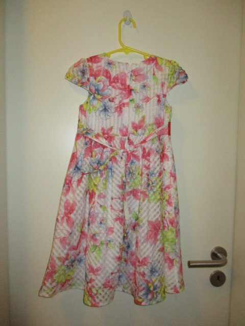 Süßes Kleid festlich mit Blumen Einschulung Gr.116