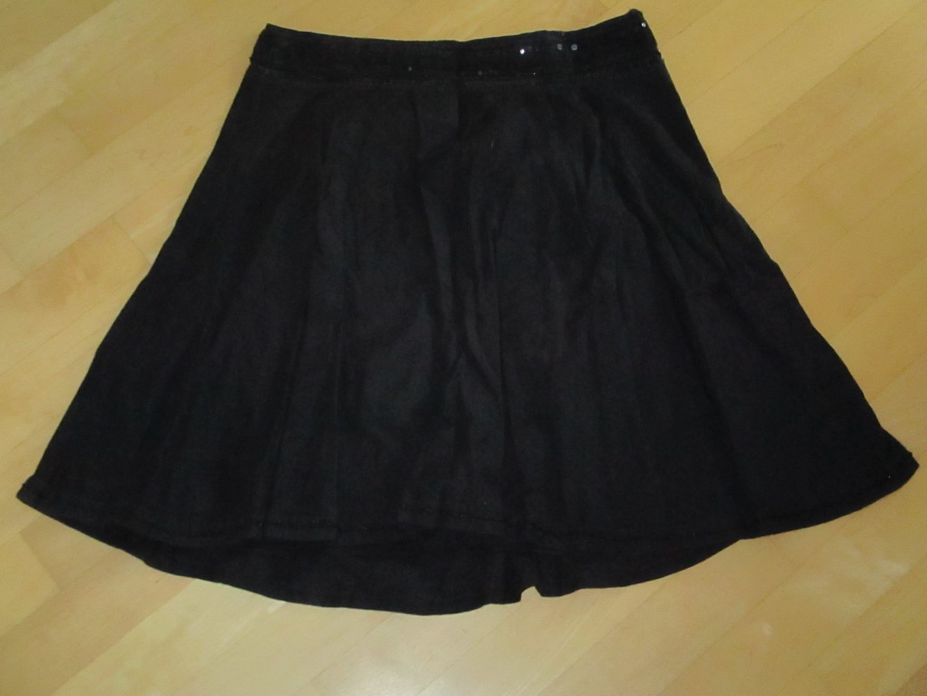 Toller schwarzer Rock mit Pailletten vintage