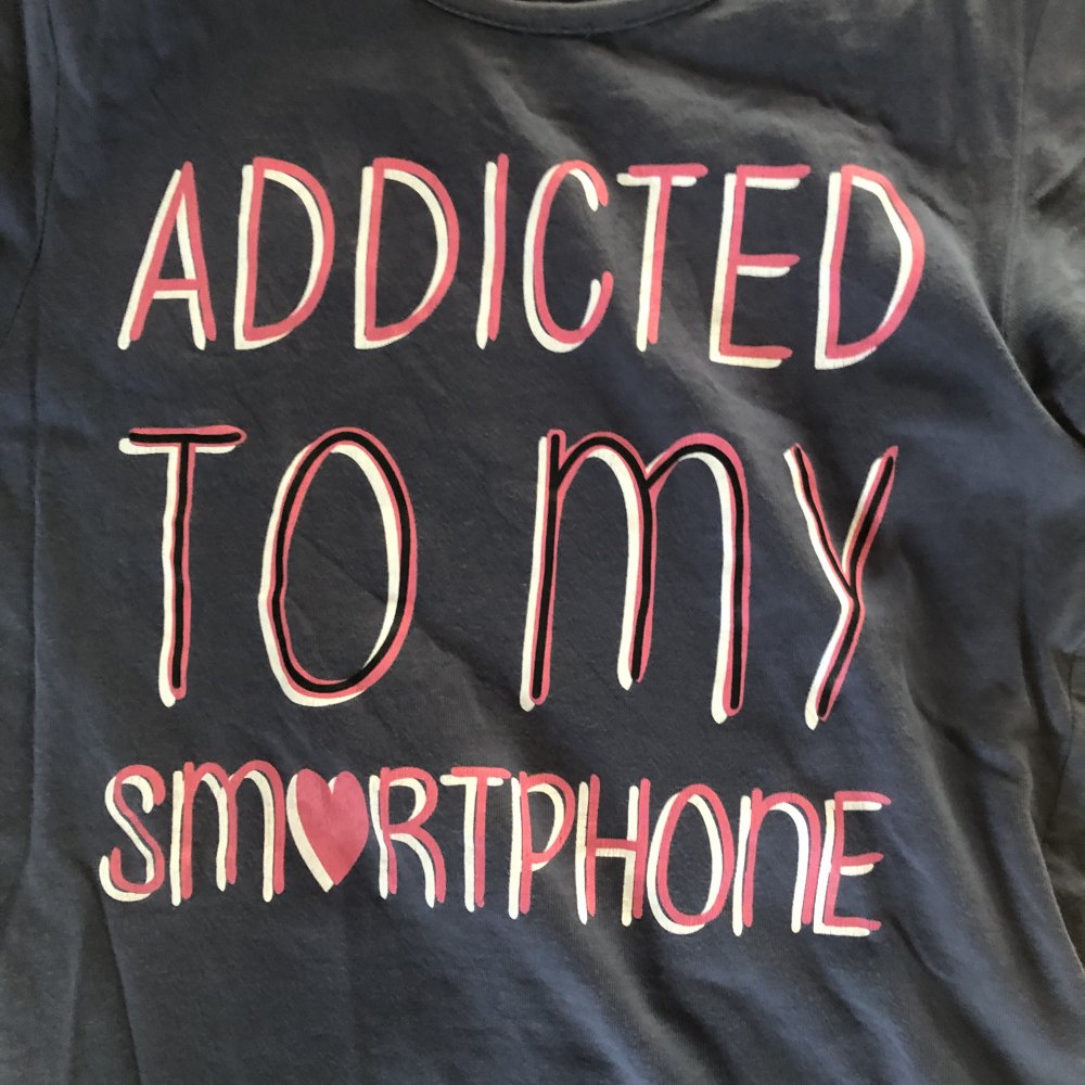 Sprüche T-Shirt Addicted to my smartphone 