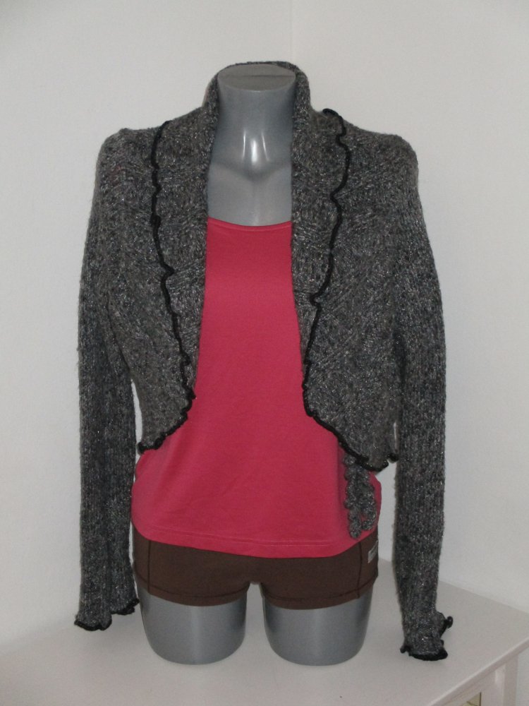 Tolles Strickjäckchen mit Mohair S/M