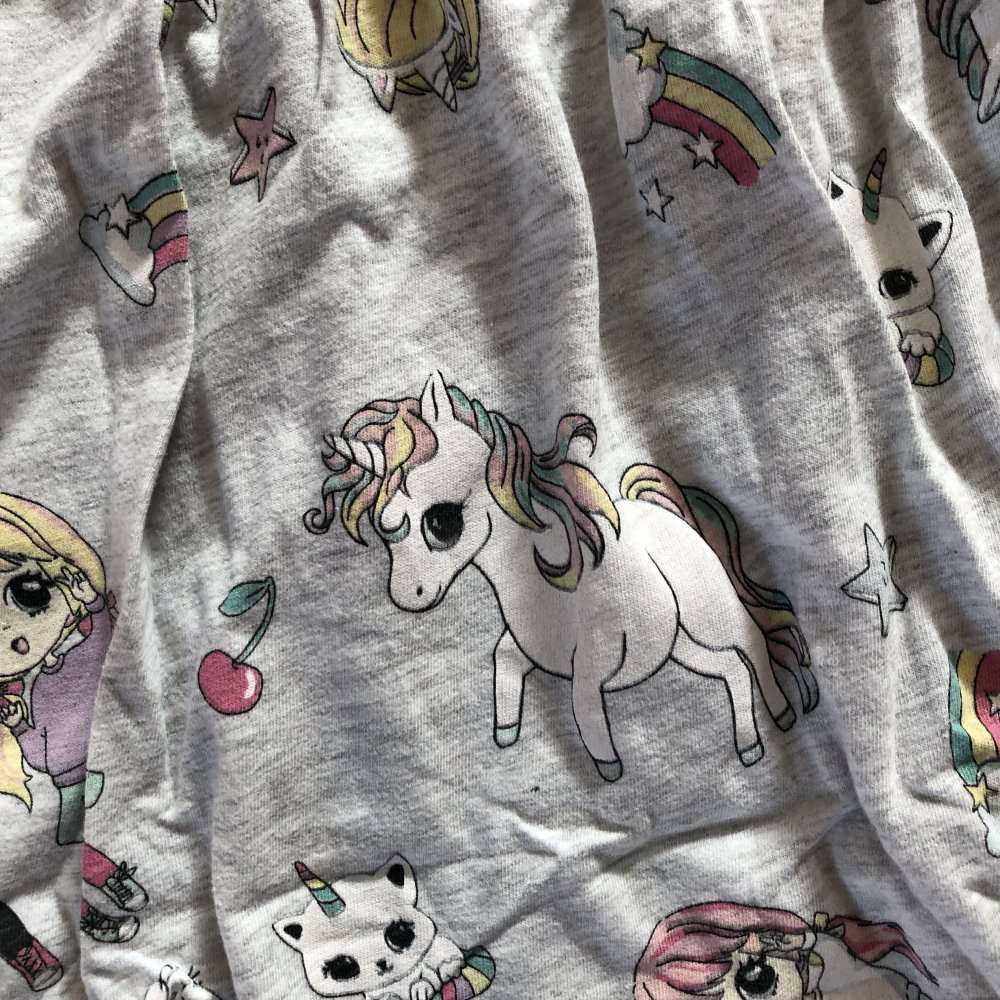 Süßes langarm Kleid Gr. 122/128 Einhorn Regenbogen H&M