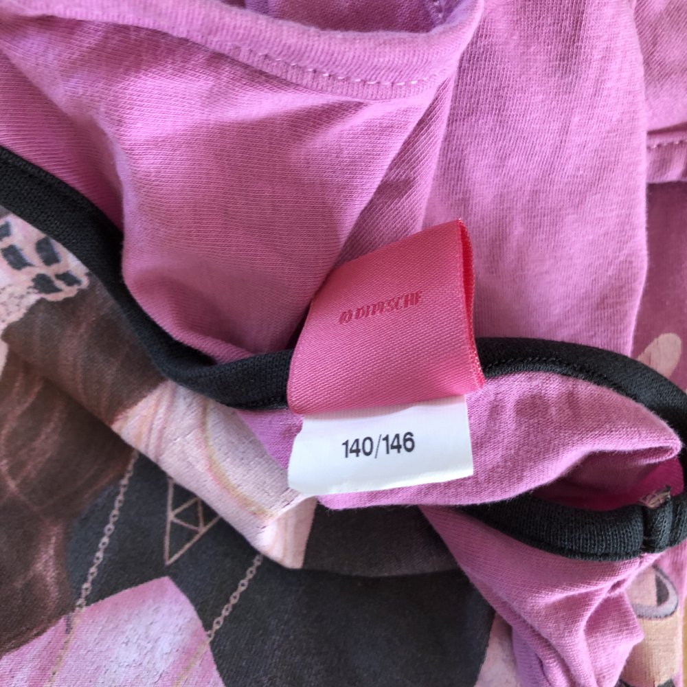 Schönes Kleid Top Modell Gr.140/146