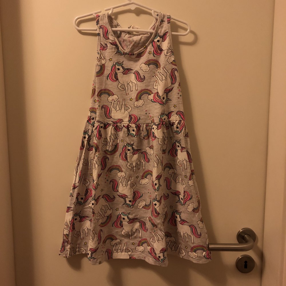 Sommerkleidchen Gr.122/128  H&M Einhörner 
