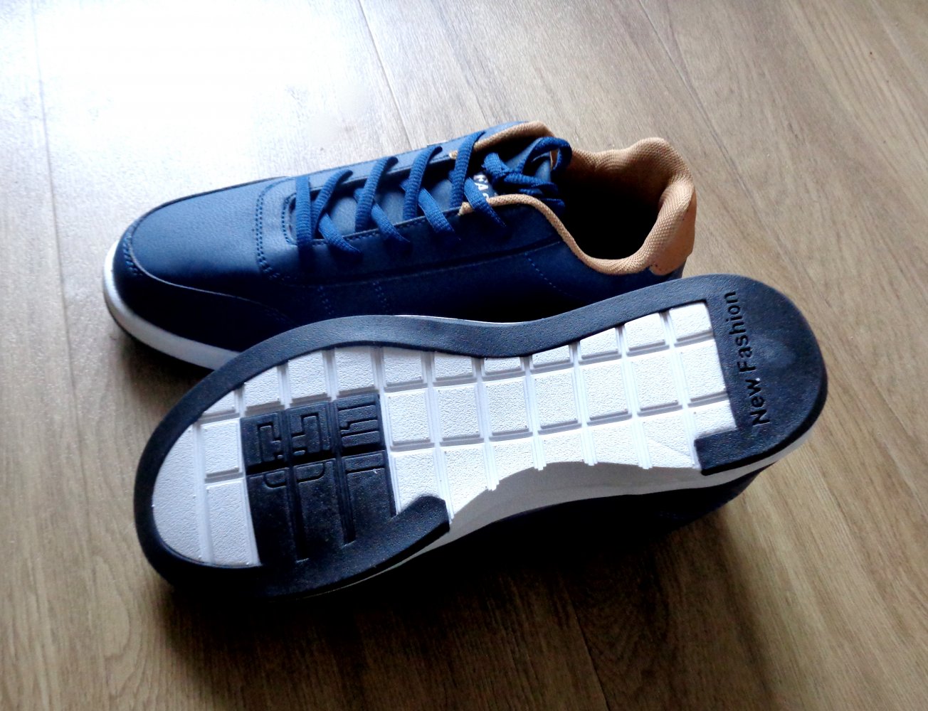 Sportschuhe