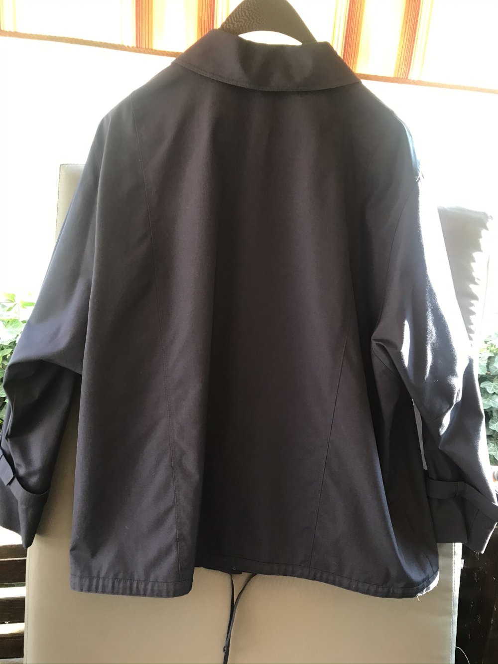 Jacke Blau - Größe 48 - top Zustand