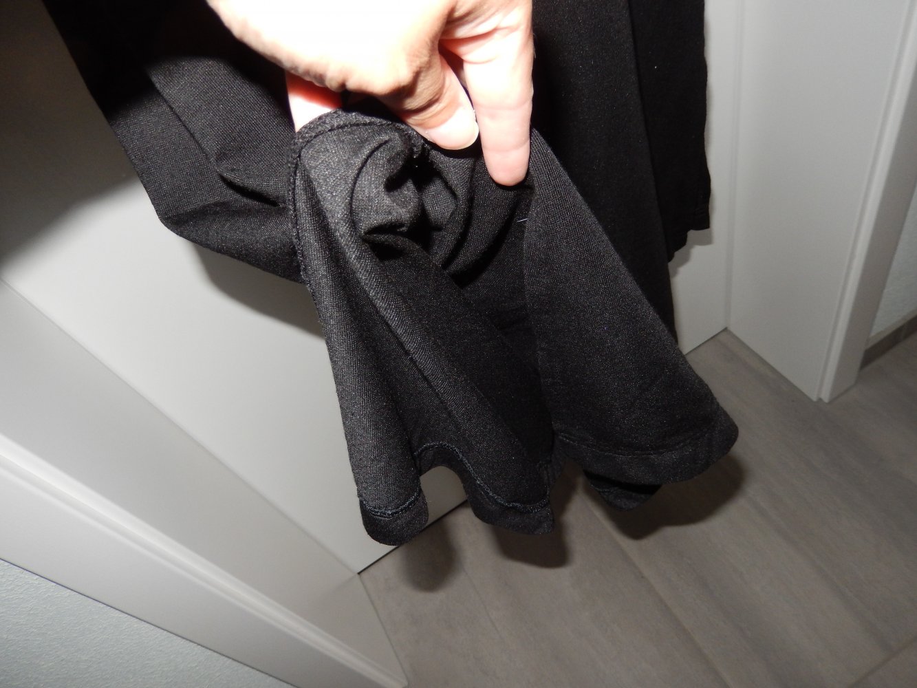 Schwarzes Maxikleid