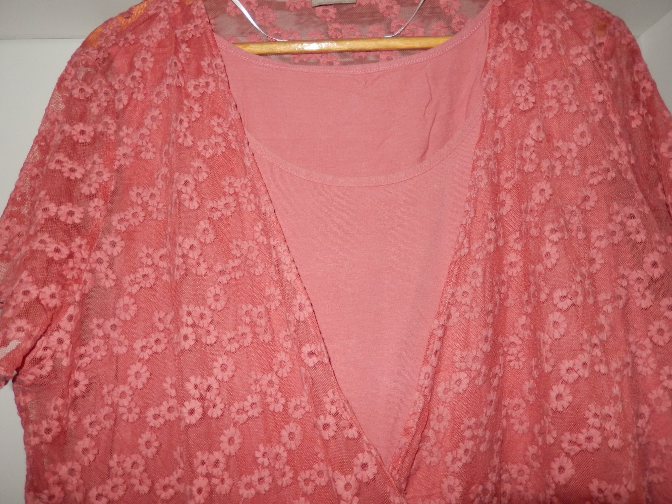 Spitzenshirt in Wickeloptik