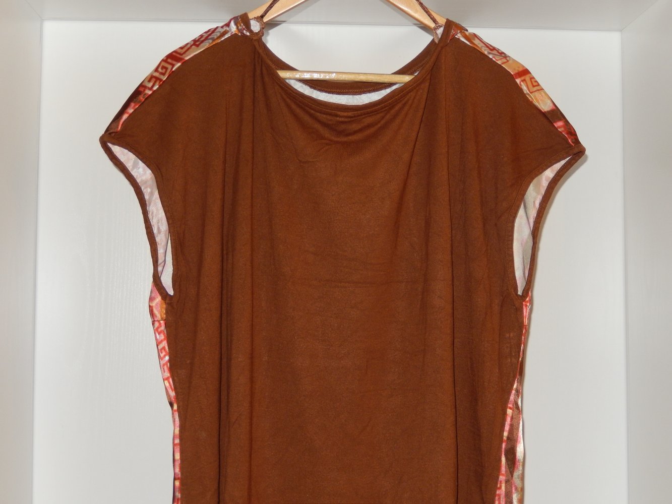T-Shirt mit Elefantenmotiv