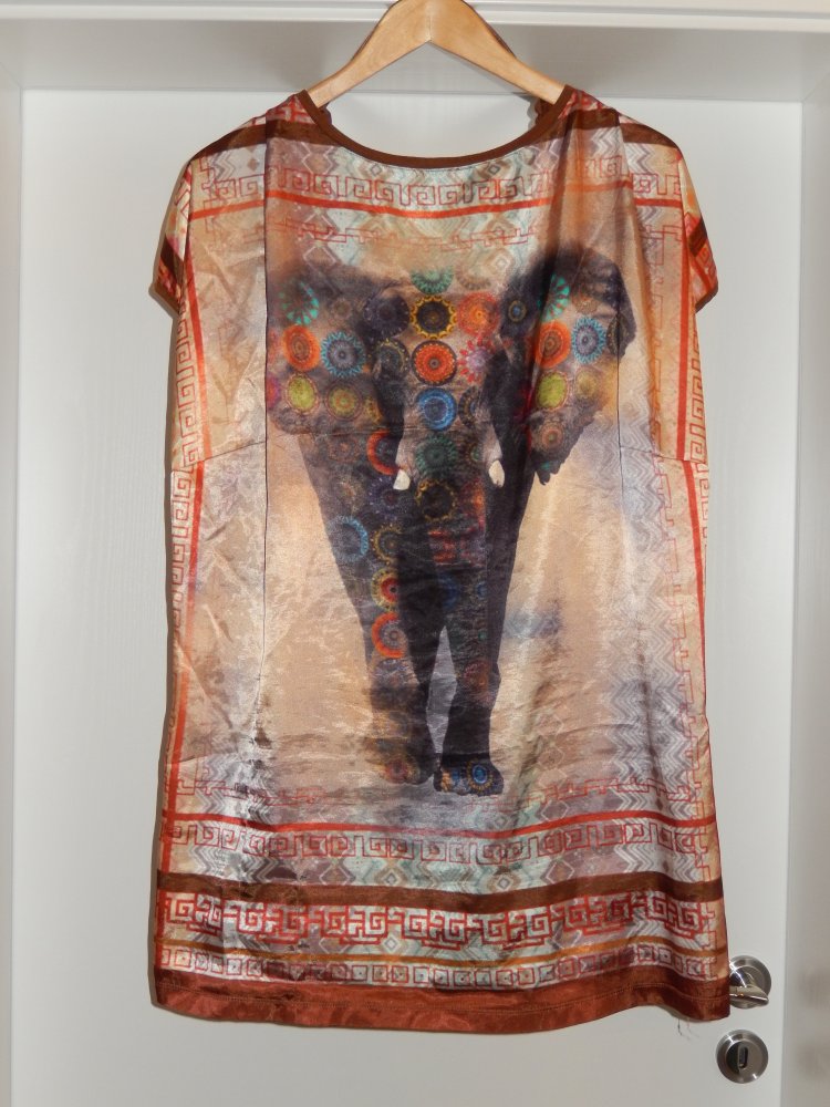 T-Shirt mit Elefantenmotiv