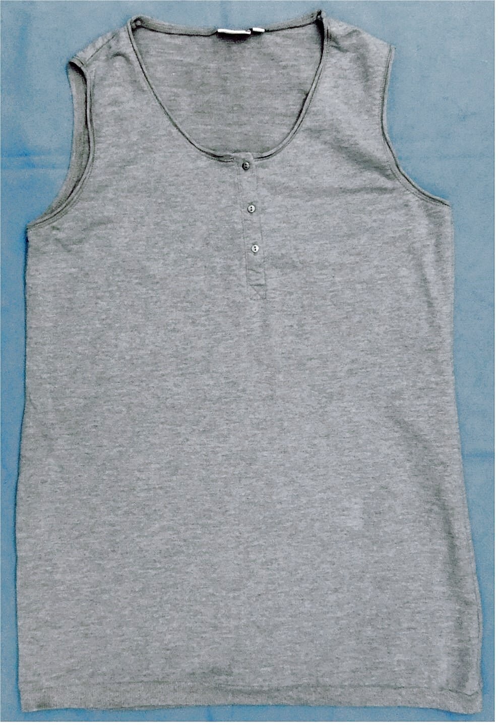 langes ärmelloses T-Shirt mit Knopfleiste - von Outfit Classic - Größe 40 - grau