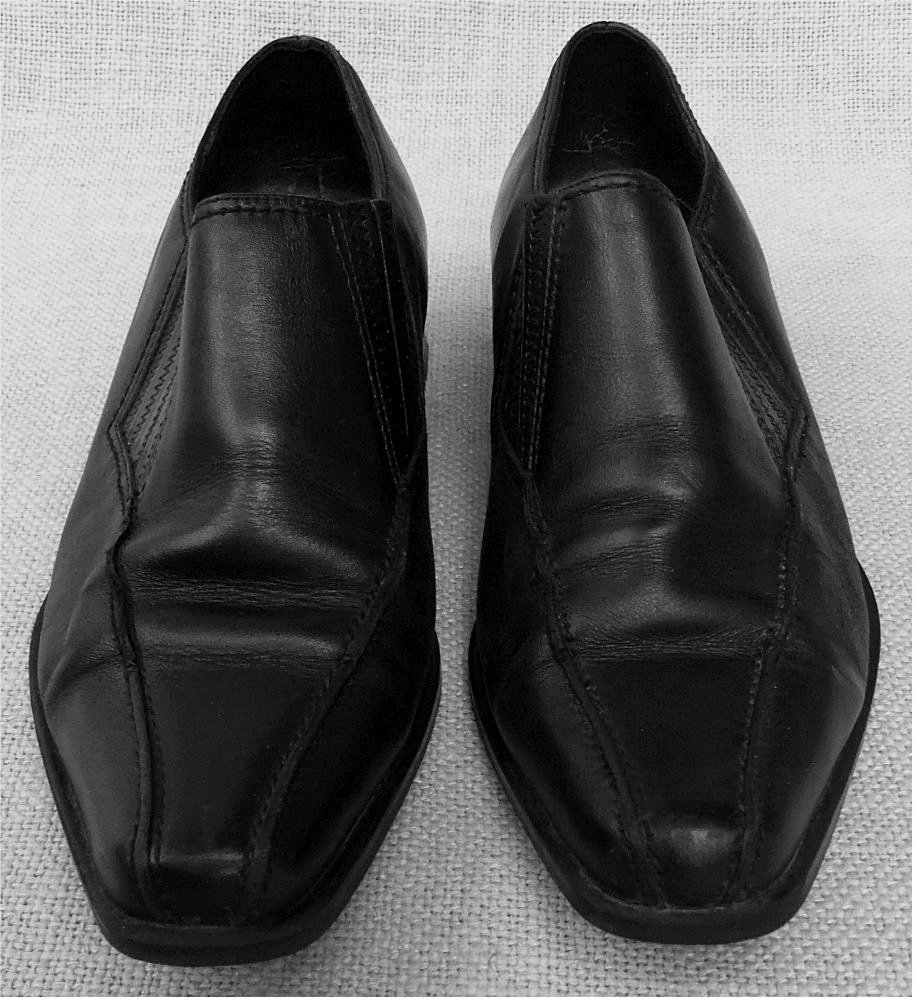 Damen-Schuhe von Tamaris - Obermaterial Leder - Größe 38 - schwarz